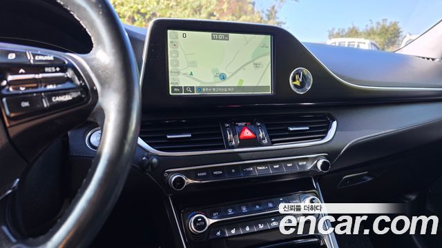 Hyundai Grandeur (IG) 2.4 Premium 2017 — фото 12