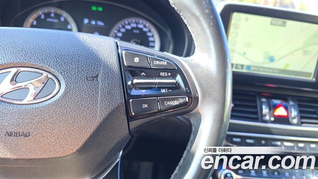 Hyundai Grandeur (IG) 2.4 Premium 2017 — фото 16