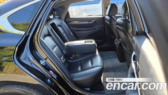 Hyundai Grandeur (IG) 2.4 Premium 2017 — фото 18