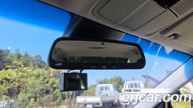Hyundai Grandeur (IG) 2.4 Premium 2017 — фото 19