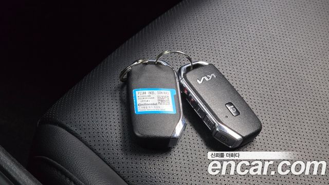Kia Sportage (V) Diesel 2.0 2WD Prestige 2023 — фото 15