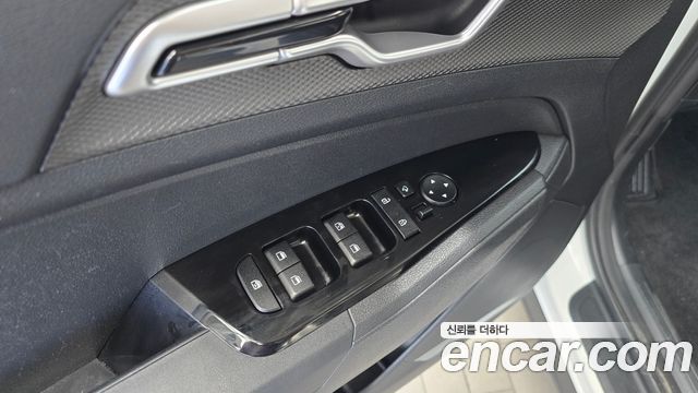 Kia Sportage (V) Diesel 2.0 2WD Prestige 2023 — фото 28
