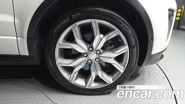 Land Rover Range Rover Evoque 2.0 TD4 AB 2016 — фото 21
