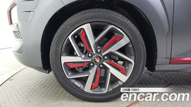 Hyundai Kona 1.6 Turbo 2WD Iron Man Edition 2019 — фото 5