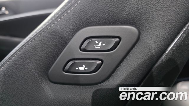 Genesis G70 2.2D Advanced 2019 — фото 19