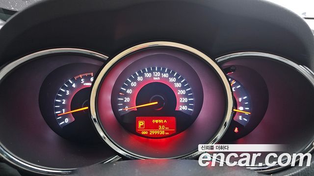 Kia Sorento R Diesel 2.0 2WD TLX High-Deluxe 2012 — фото 8