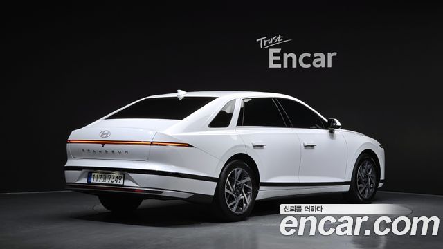 Hyundai Grandeur (GN7) 2,5 Gasoline 2WD Premium 2025 — фото 2