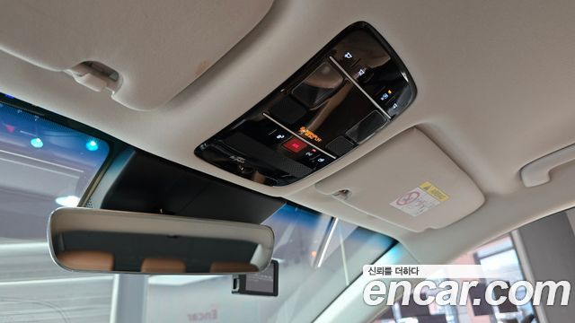 Hyundai Grandeur (GN7) 2,5 Gasoline 2WD Premium 2025 — фото 31