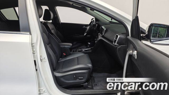 Kia Sportage The Bold Gasoline Prestige 2020 — фото 11