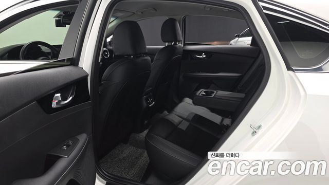 Kia K3 (II) 1.6 Noblesse 2022 — фото 12