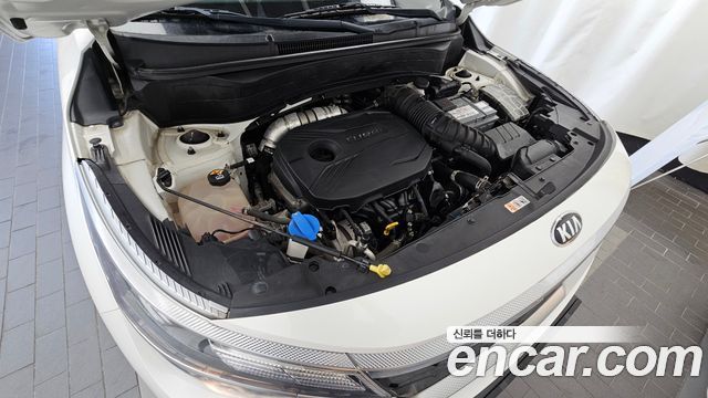 Kia Seltos Gasoline 1.6 Turbo 2WD Prestige 2022 — фото 6