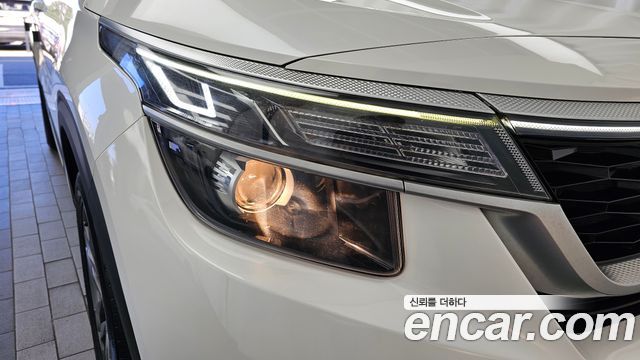 Kia Seltos Gasoline 1.6 Turbo 2WD Prestige 2022 — фото 22