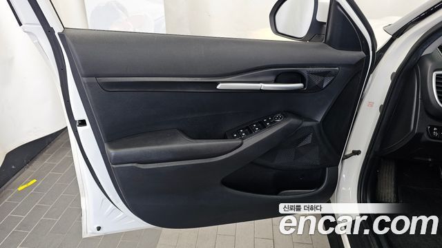 Kia Seltos Gasoline 1.6 Turbo 2WD Prestige 2022 — фото 24