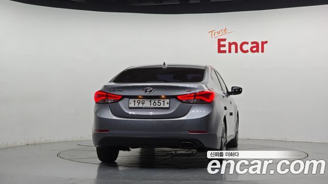 Hyundai Avante 1.6 GDi Premium Standard 2014 — фото 4