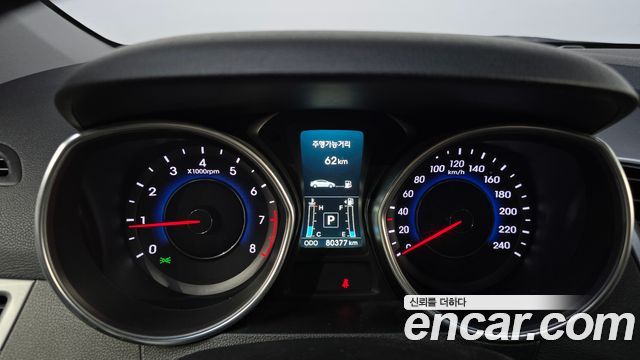 Hyundai Avante 1.6 GDi Premium Standard 2014 — фото 8