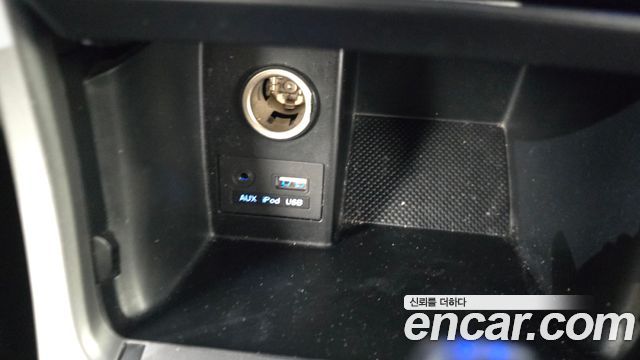 Hyundai Avante 1.6 GDi Premium Standard 2014 — фото 25