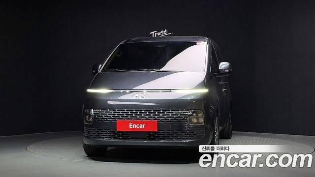 Hyundai Staria Tourer 11-Seater Modern 2024 — фото 3