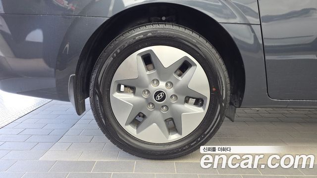 Hyundai Staria Tourer 11-Seater Modern 2024 — фото 5