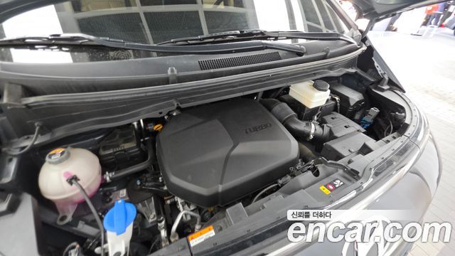 Hyundai Staria Tourer 11-Seater Modern 2024 — фото 6