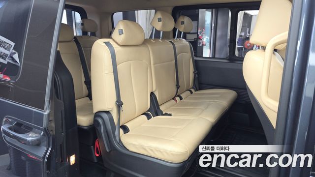 Hyundai Staria Tourer 11-Seater Modern 2024 — фото 12