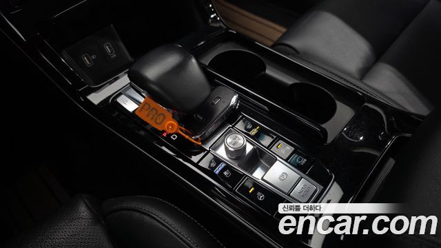 Kia K7 Premier 3.0 LPI Prestige 2020 — фото 9