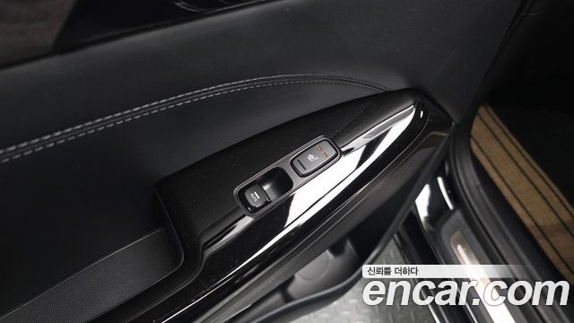 Kia K7 Premier 3.0 LPI Prestige 2020 — фото 19