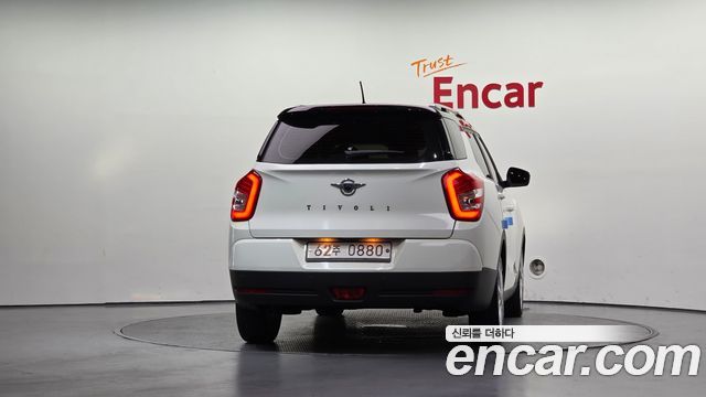 KG Mobility (SsangYong) Tivoli Air Diesel IX 2WD 2016 — фото 4