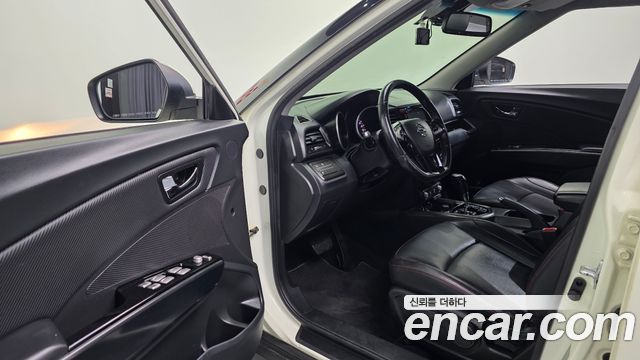 KG Mobility (SsangYong) Tivoli Air Diesel IX 2WD 2016 — фото 11