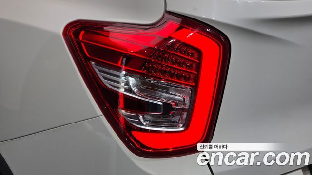 KG Mobility (SsangYong) Tivoli Air Diesel IX 2WD 2016 — фото 23