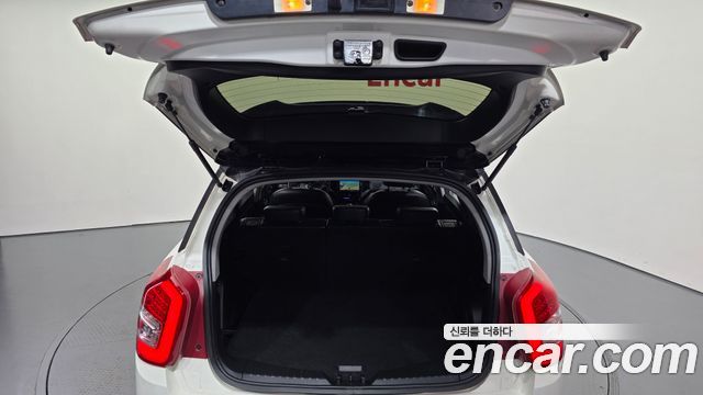 KG Mobility (SsangYong) Tivoli Air Diesel IX 2WD 2016 — фото 29