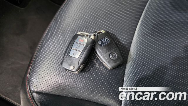 KG Mobility (SsangYong) Tivoli Air Diesel IX 2WD 2016 — фото 30