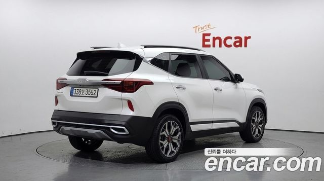 Kia Seltos Gasoline 1.6 Turbo 2WD Signature 2023 — фото 2