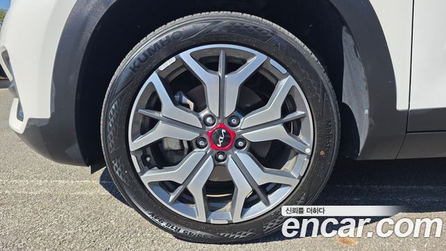 Kia Seltos Gasoline 1.6 Turbo 2WD Signature 2023 — фото 5