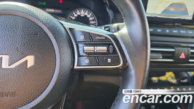 Kia Seltos Gasoline 1.6 Turbo 2WD Signature 2023 — фото 17