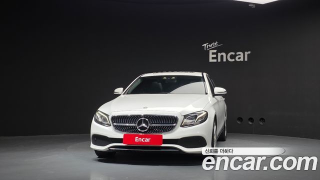 Mercedes-Benz E-Class (W213) E220d Avantgarde 2017 — фото 3