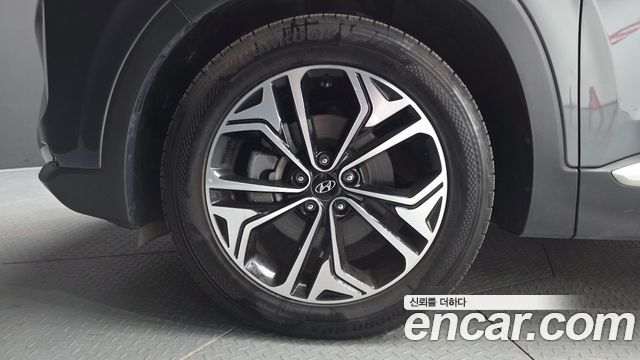 Hyundai Santa Fe (TM) Diesel 2.2 2WD Prestige 2019 — фото 5