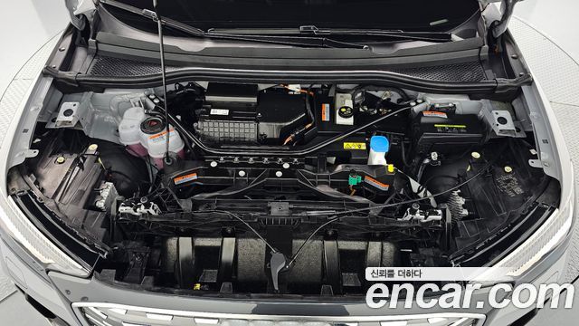 Audi Q4 e-tron (F4) 45 Premium 2025 — фото 6