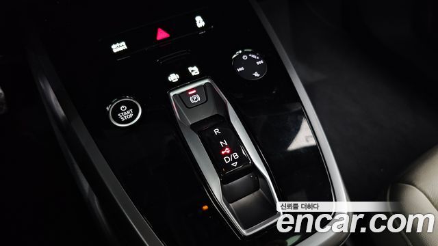 Audi Q4 e-tron (F4) 45 Premium 2025 — фото 9