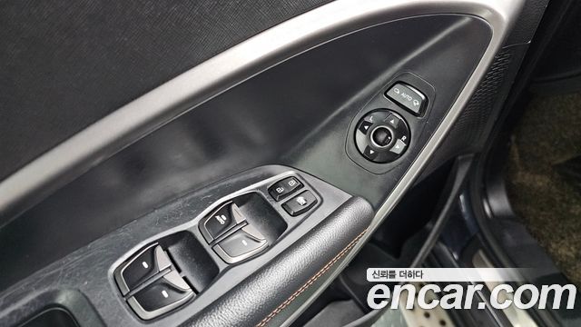 Hyundai Santa Fe (DM) Diesel(e-VGT) 2.0 2WD Exclusive 2013 — фото 14