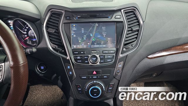 Hyundai Santa Fe (DM) Diesel(e-VGT) 2.0 2WD Exclusive 2013 — фото 19