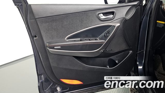Hyundai Santa Fe (DM) Diesel(e-VGT) 2.0 2WD Exclusive 2013 — фото 24