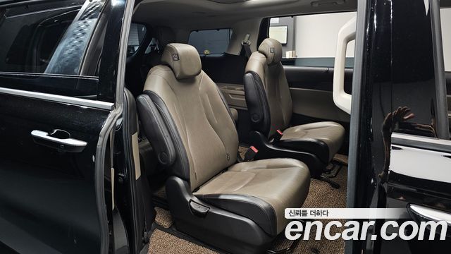 Kia Carnival (IV) HEV 9seater Nobless 2024 — фото 11