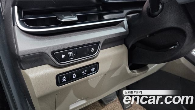 Kia Carnival (IV) HEV 9seater Nobless 2024 — фото 17