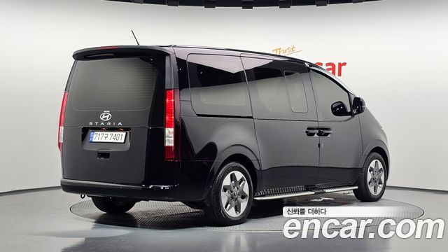 Hyundai Staria HEV 1.6 Tourer 11-Seater Modern 2025 — фото 2