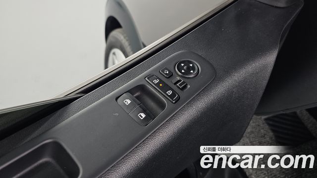 Hyundai Staria HEV 1.6 Tourer 11-Seater Modern 2025 — фото 28