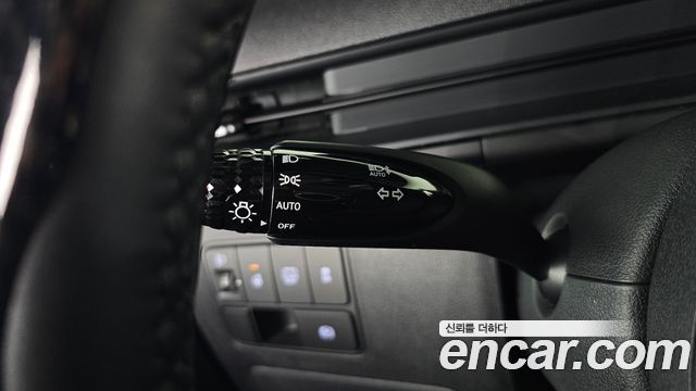 Hyundai Staria HEV 1.6 Tourer 11-Seater Modern 2025 — фото 30