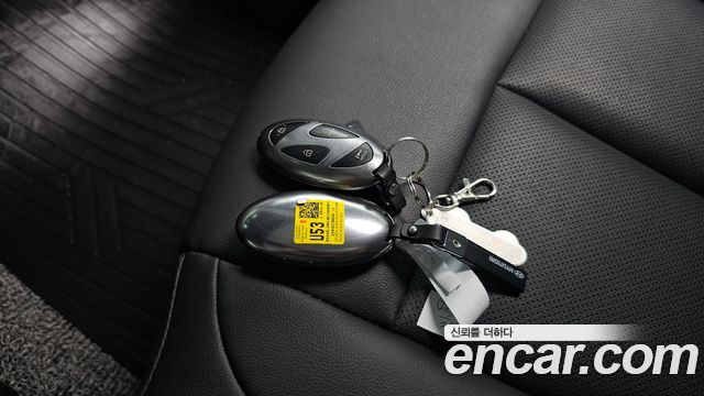 Hyundai Staria HEV 1.6 Tourer 11-Seater Modern 2025 — фото 37