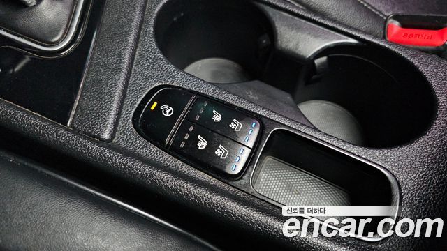 Kia Niro Prestige 2018 — фото 16
