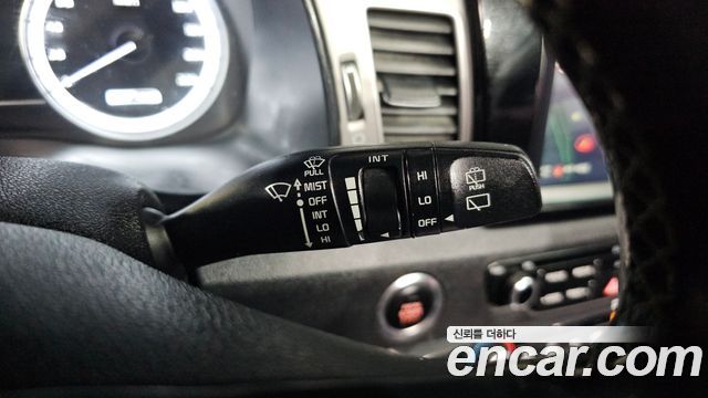 Kia Niro Prestige 2018 — фото 28
