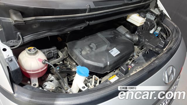 Hyundai Staria Cargo 3-Seater Modern 2022 — фото 6